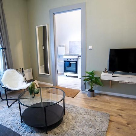 Cozy Apartment On The Boulevard. Budapest Ngoại thất bức ảnh